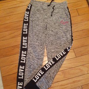 Snuggle up with these comfy sweats!